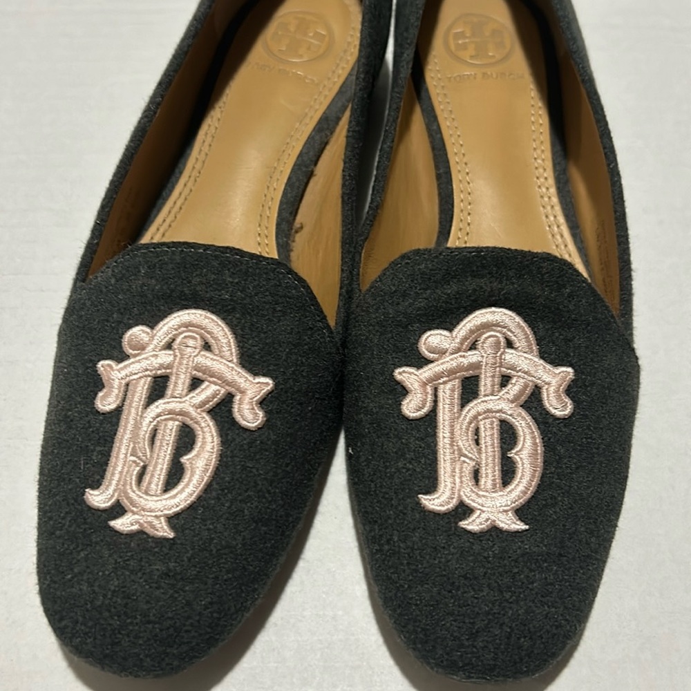 Tory Burch Antonia Loafer Heather Gray w/ Sea Shell Pink Logo Size 6.5